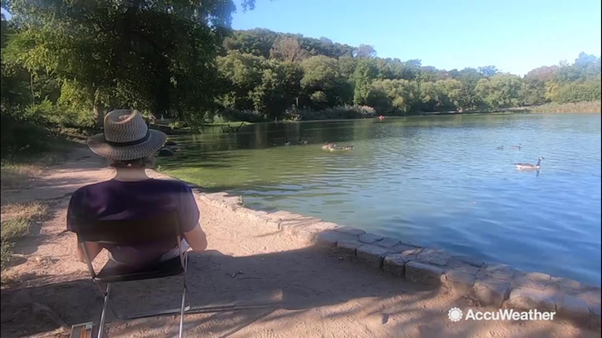 On the first day of autumn, New York City saw Accuweather RealFeel Temperatures as high as 92 degrees Fahrenheit. Accuweather's Dexter Henry visited a park to see how people were enjoying the warm start to the new season.