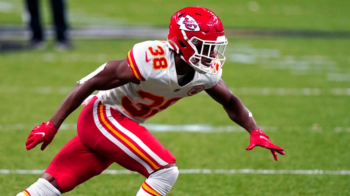 Kansas City Chiefs cornerback L'Jarius Sneed (38) defends in the