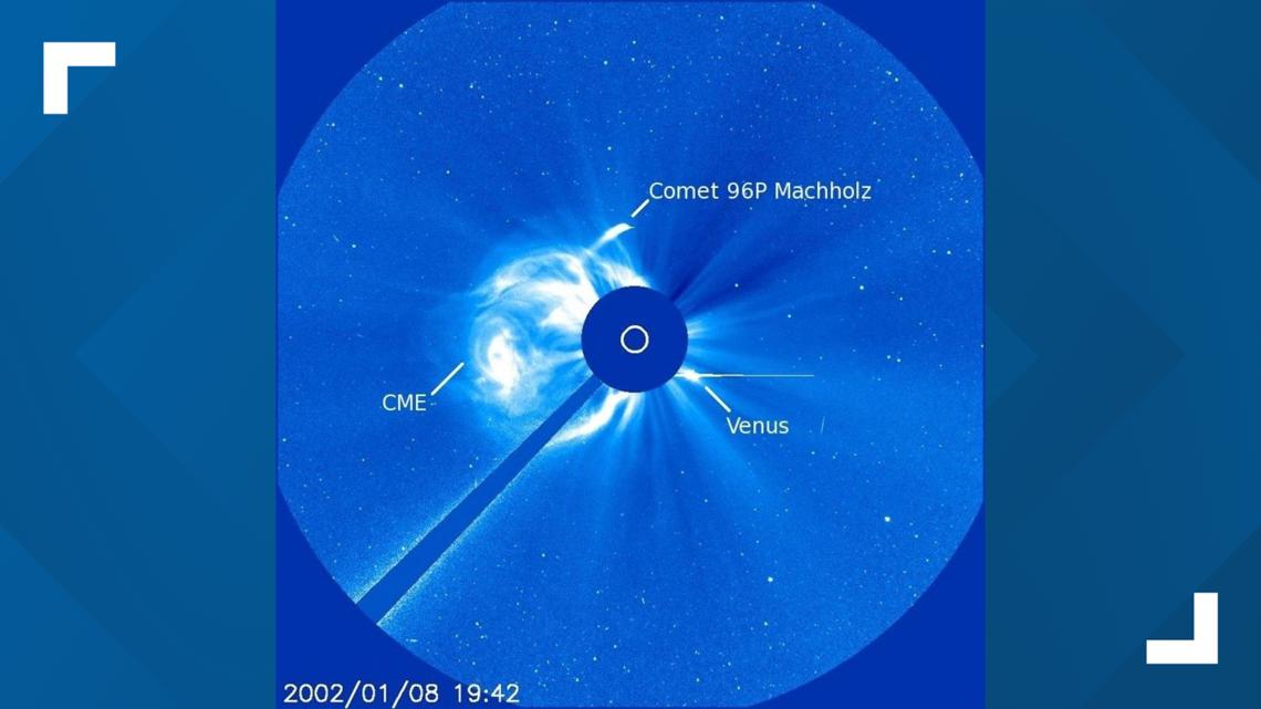 画材 Meteor Shower Leonid Meteor Shower Greeting Card by Science Source