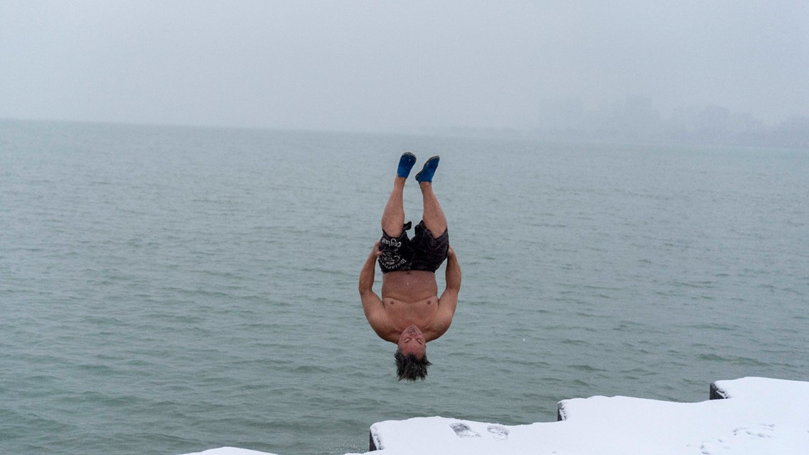 Do ice baths help with anything? | newswest9.com - Vimarsana News