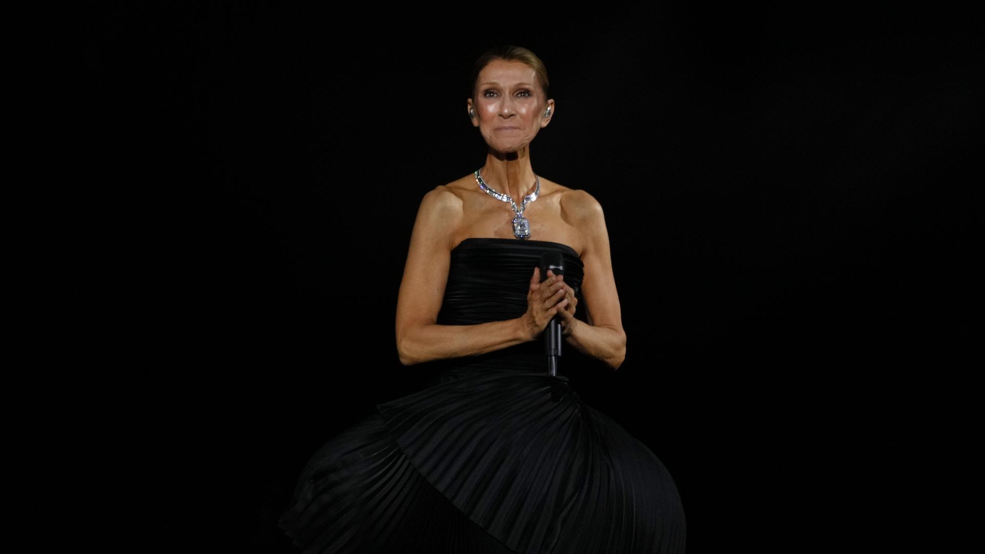 black dress girl video twitter Excitement builds as fans in Paris head to the first Celine Dion concert since 2022 Size:6Y TM_SALE_HANGOVER_WK12024 Plus Size Dress Style