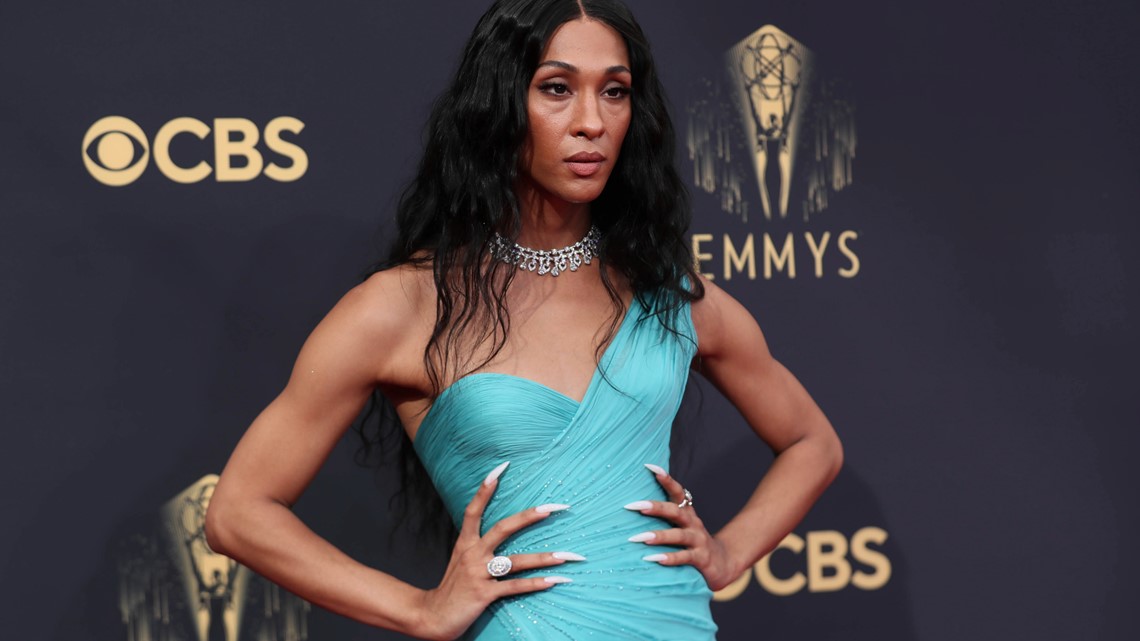 Ashley Bulgari Porn - Emmys Red Carpet: Nicole Byer stuns, Billy Porter winged outfit |  newswest9.com