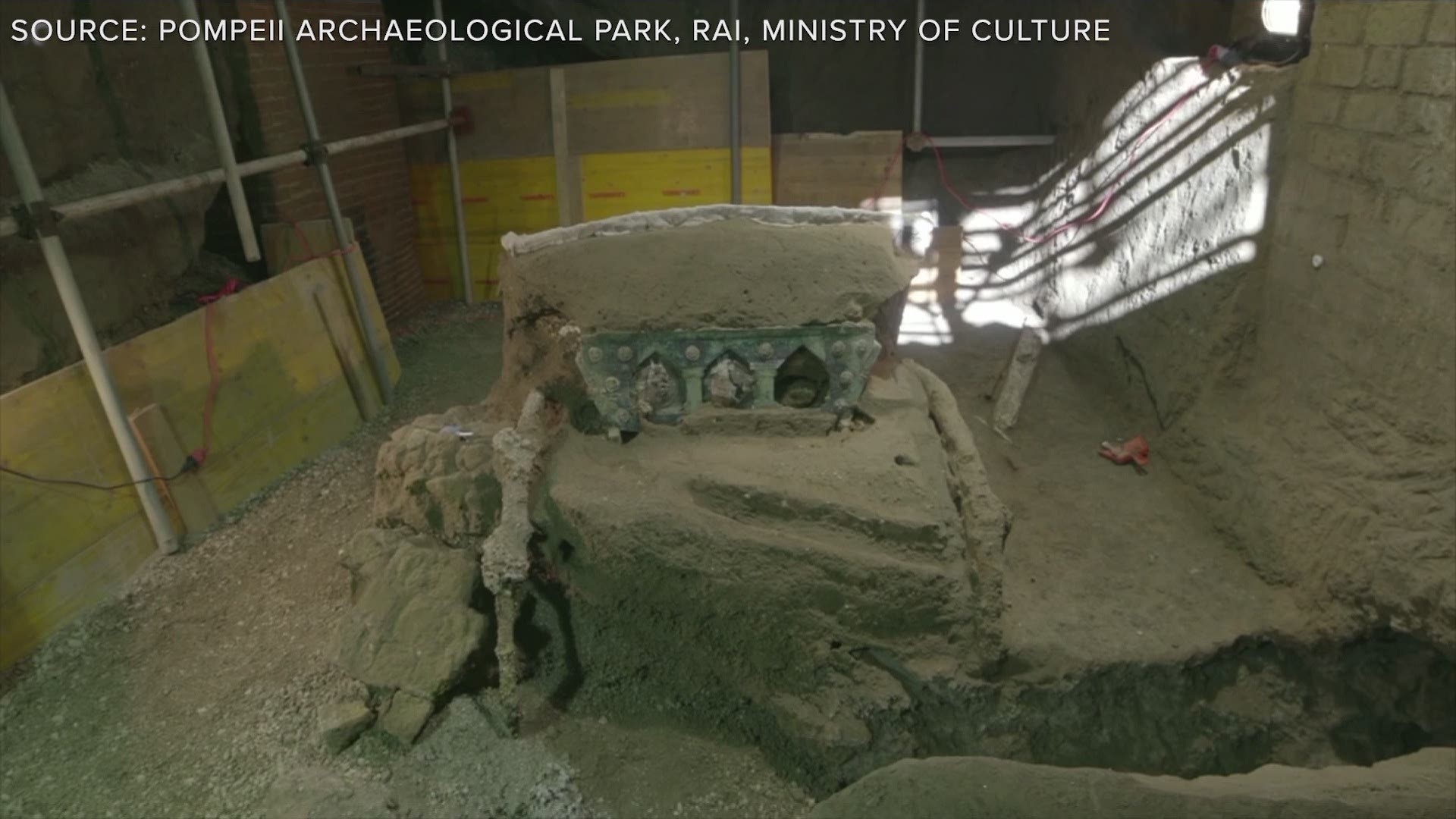 A large, four-wheeled ceremonial chariot, finely decorated and almost intact, has been discovered during excavations in Pompeii.