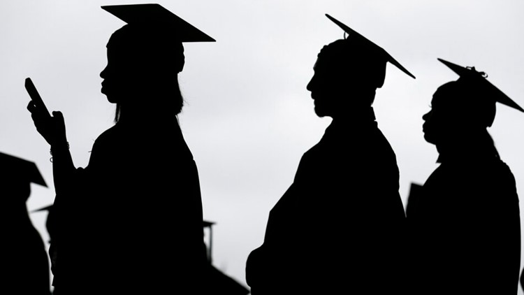Debt ceiling deal would reinstate student loan payments: When is payment expected?