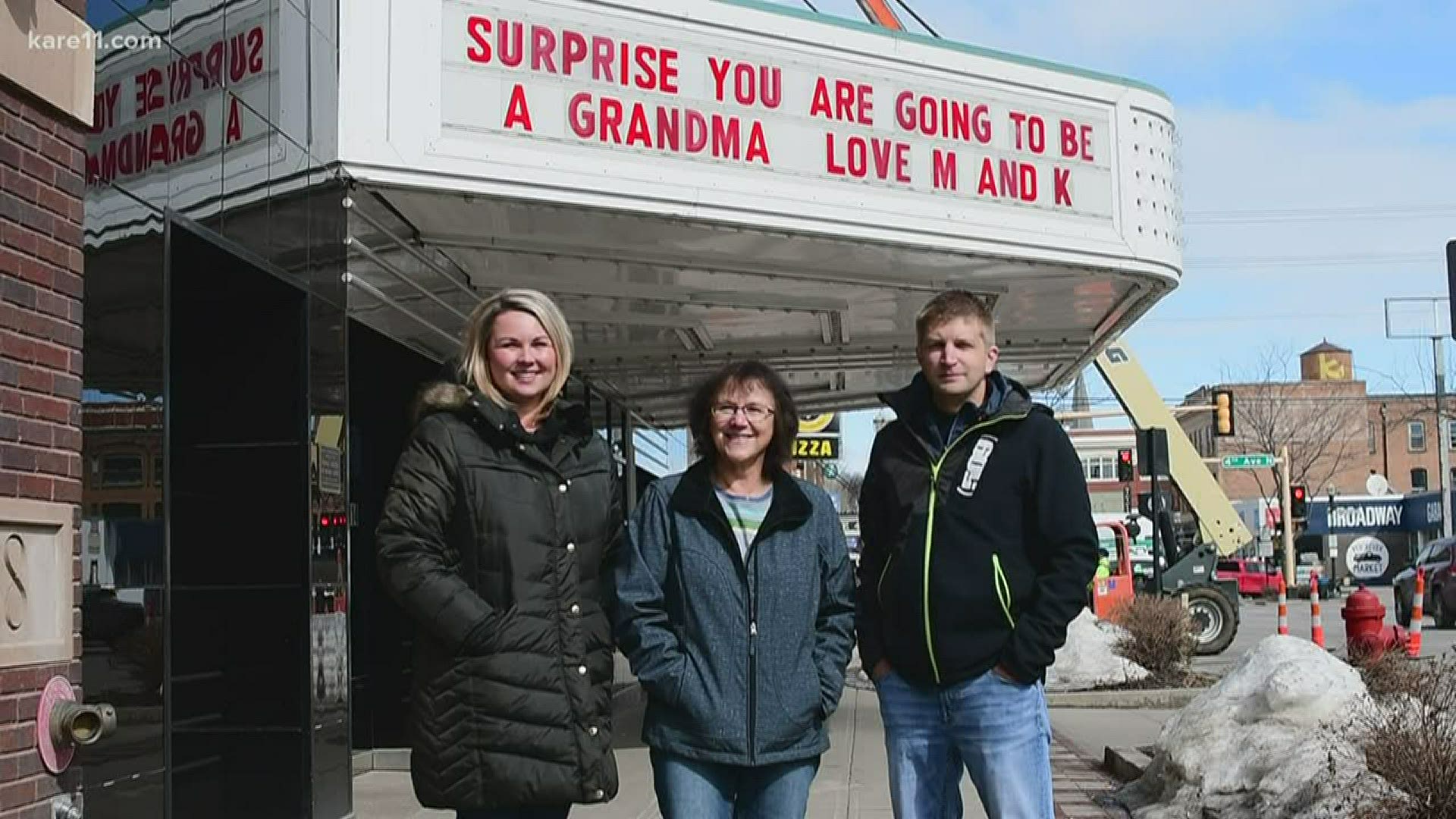 Kristina Landin surprised her mom by renting space on a movie marquee.