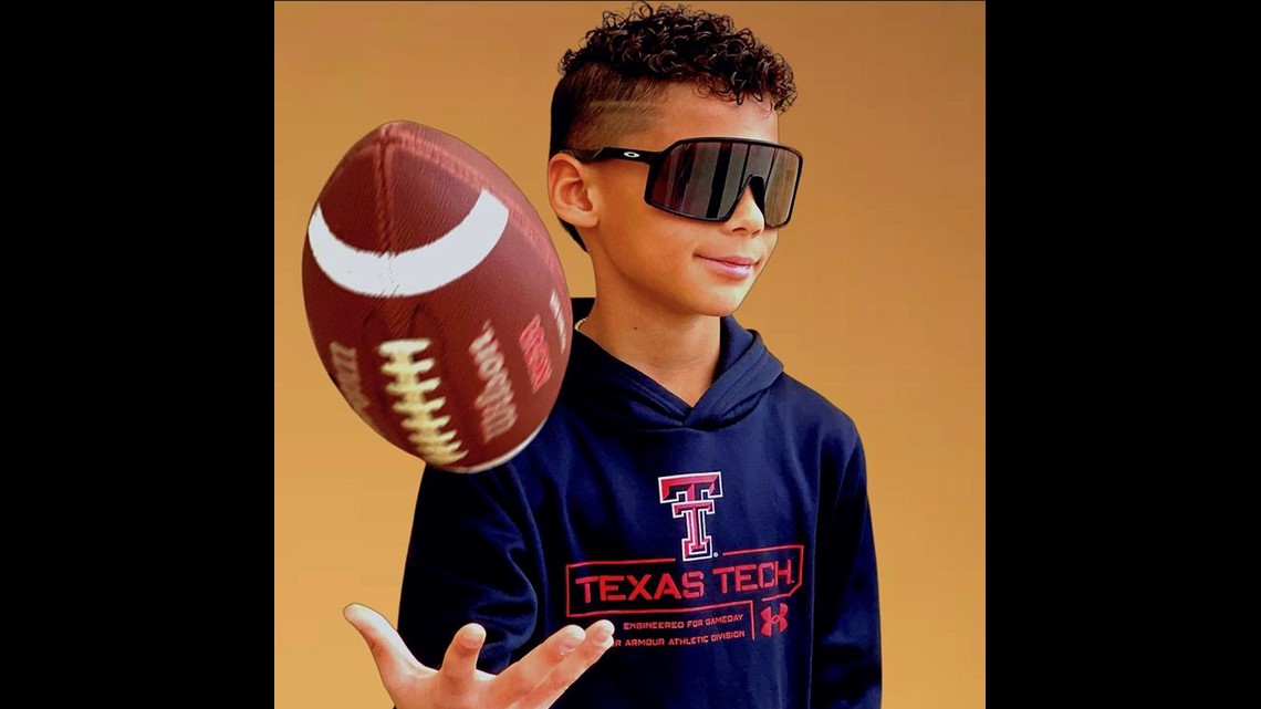 6-year-old Mahomes mini-me goes viral