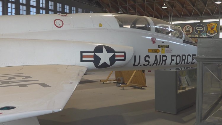 Hangar 25 Museum holds Big Spring's military history