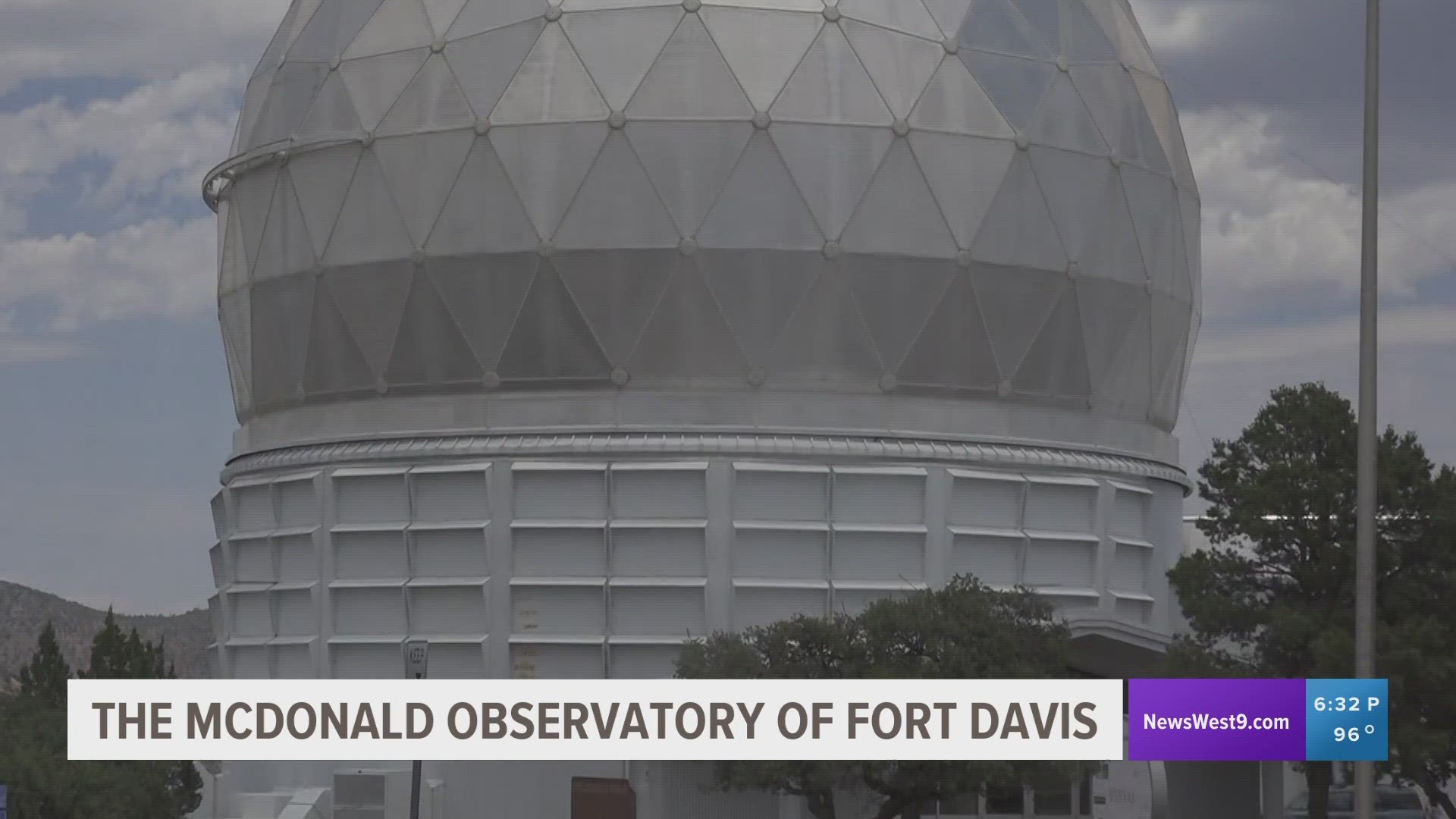 One of the largest telescopes in the world creates a community of enthusiasts in the Fort Davis Mountains.