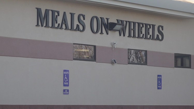 H-E-B teams up with Meals on Wheels for Feast of Sharing