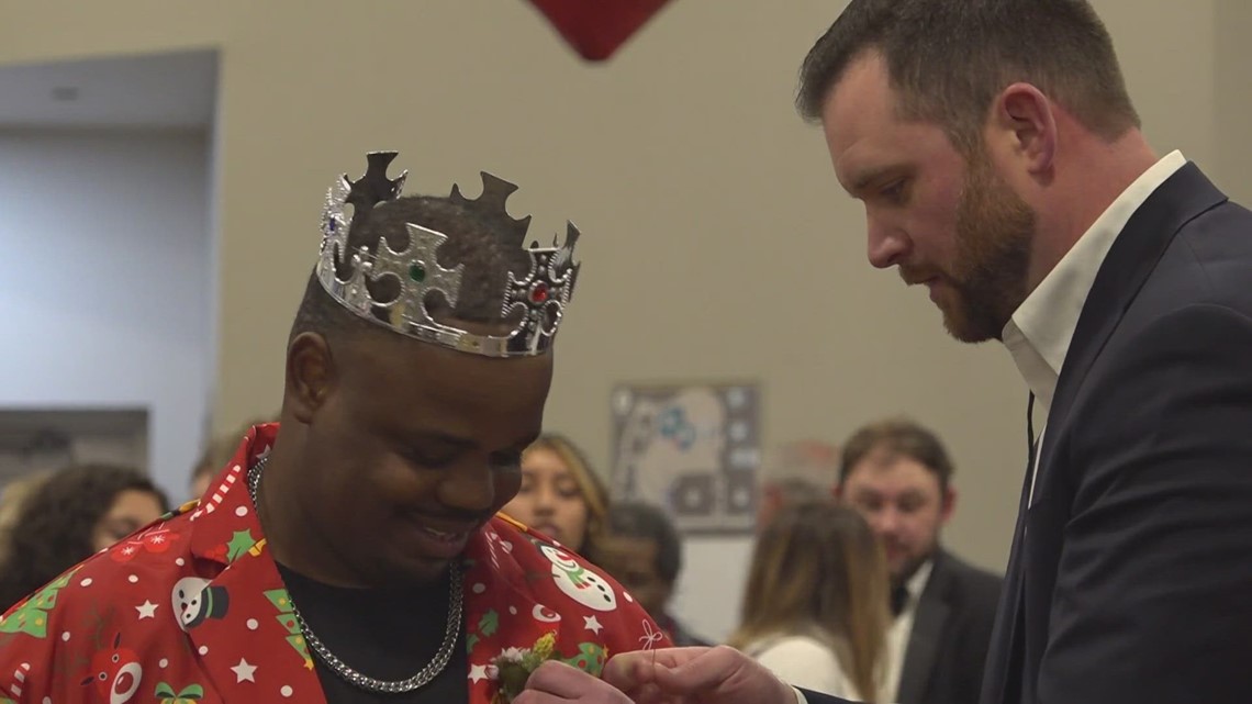 'Love Without Limits' holds 6th annual prom for people with special needs - Vimarsana News