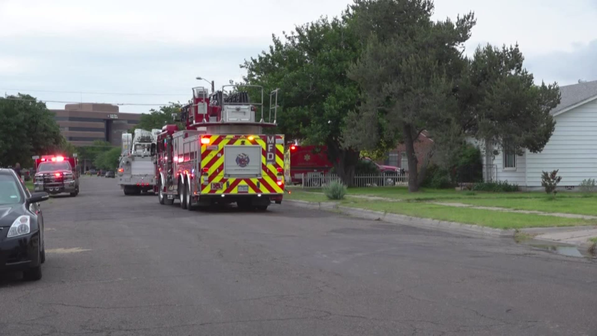Emergency crews handle house fire in Midland