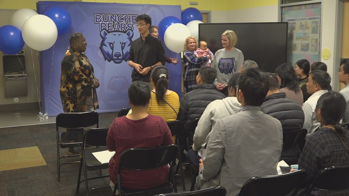 Chinese refugees at Bunche Elementary - Vimarsana News