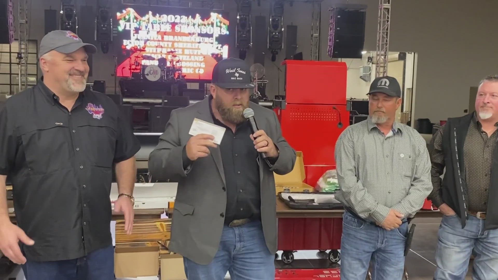The 7th Annual Hogg Ranch Christmas Party and Toys For Tots Fundraiser was held in Monahans Saturday night. One fundraiser and department were given $25,000 checks.