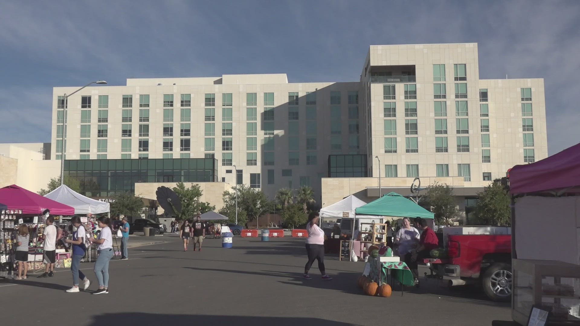 The ODTX Downtown Market made its debut Saturday morning with local growers, bakers, artisans and makers.