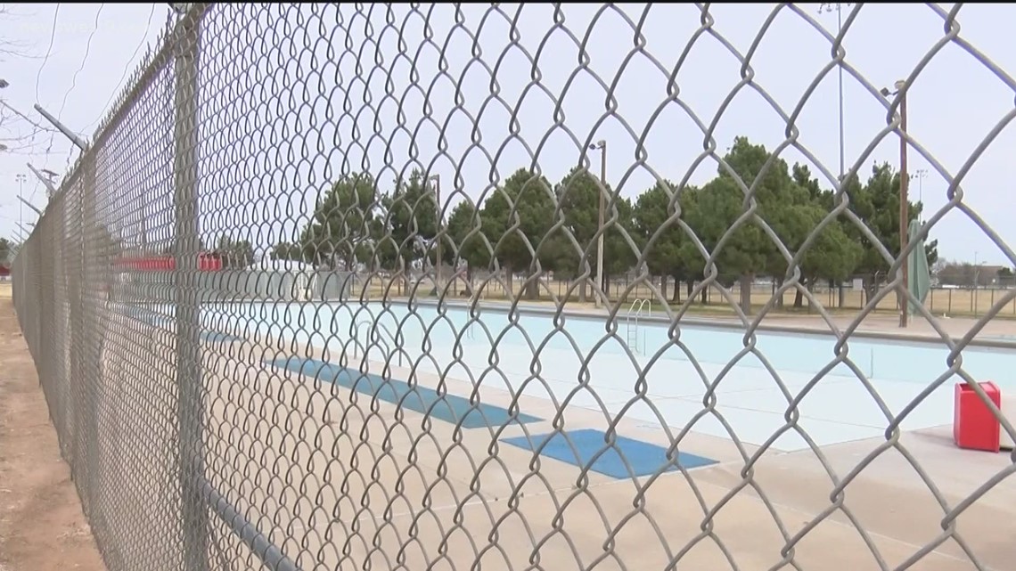 Chlorine shortage leading to uncertain pool season - Vimarsana News