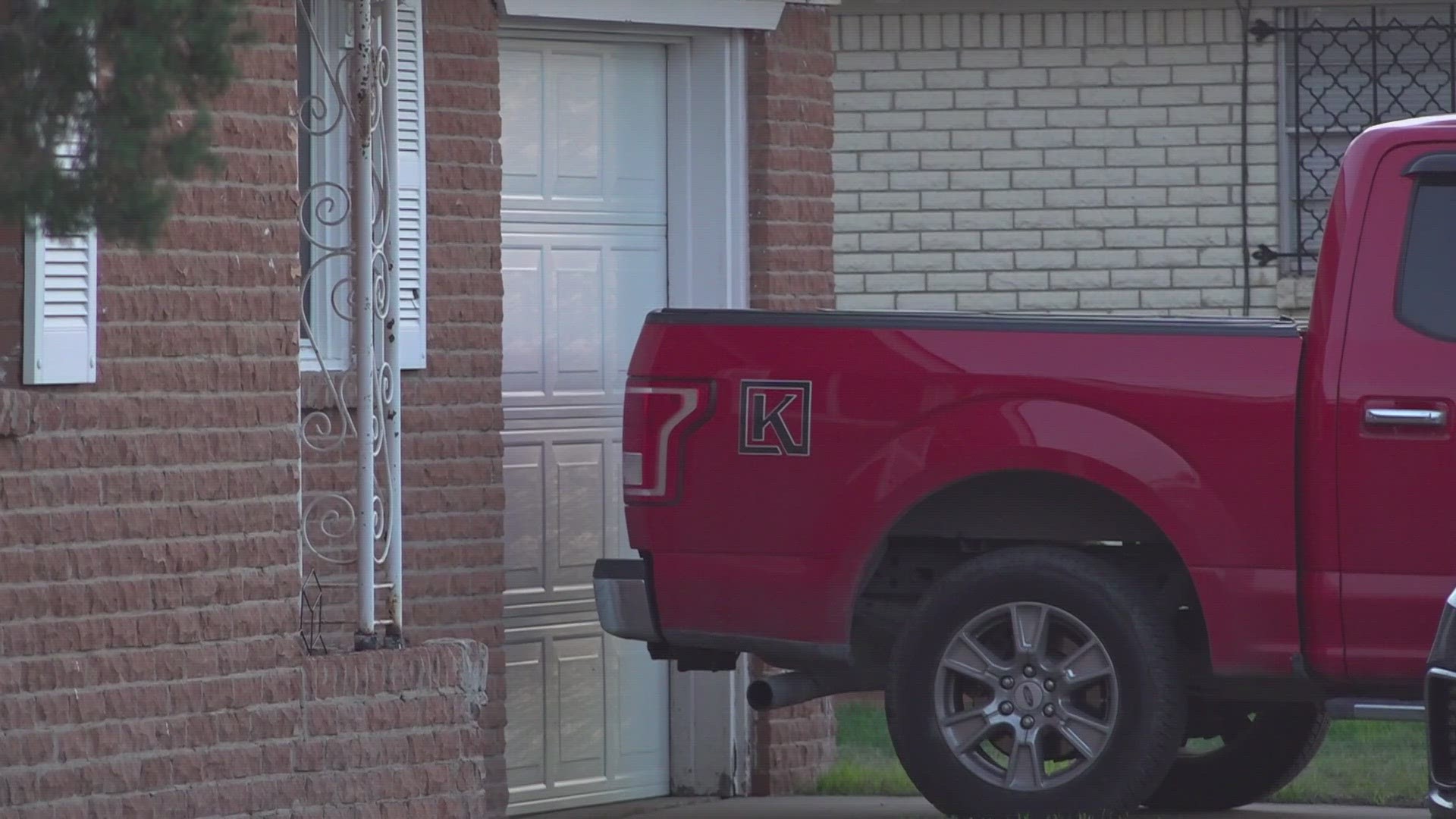 Odessans with older houses have garages that are too small. The city is working to create a process for carports, with aesthetics serving as a key factor.