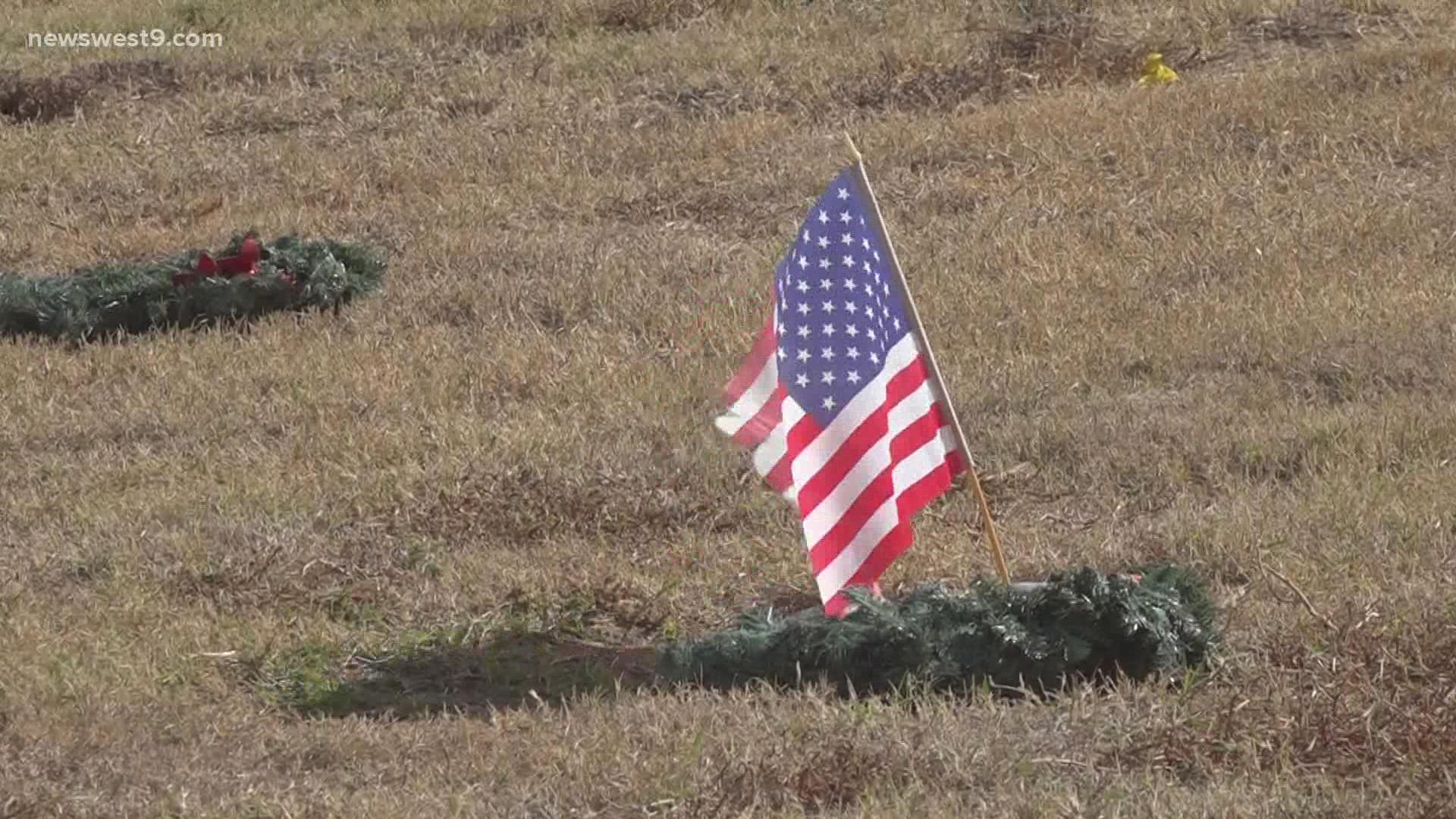 Every year on December 18, veterans and community members across the country place wreaths at the resting places of fallen soldiers.