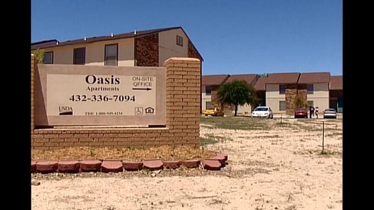 Fort Stockton Apartment Building Infested With Bats Newswest9 Fort Stockton Apartment Building Infested With Bats