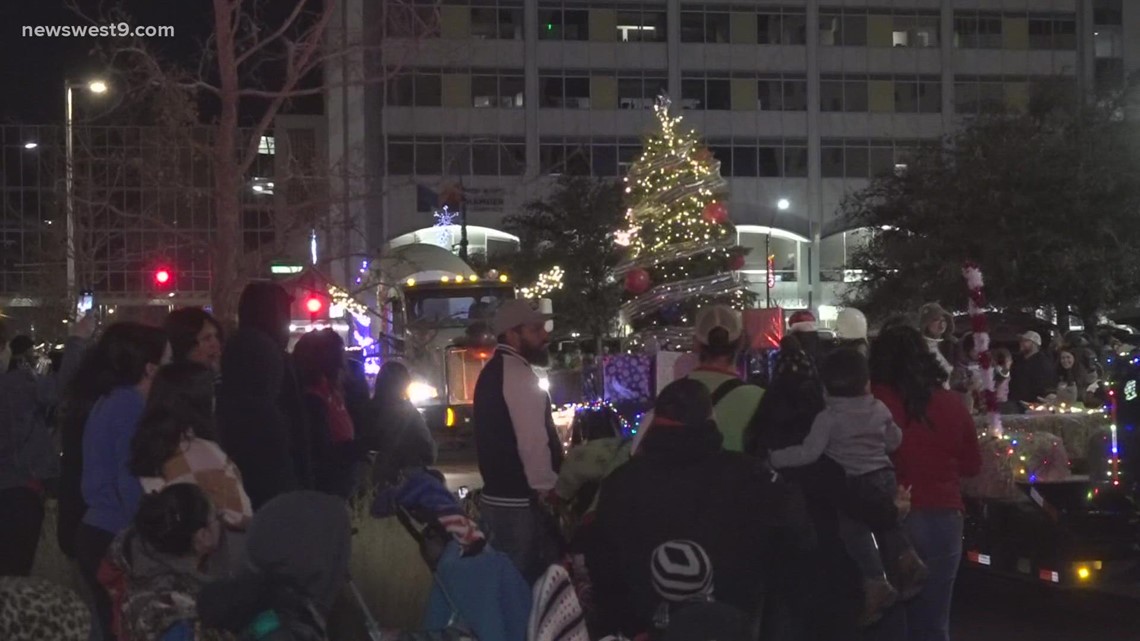 Lancaster Ca Christmas Parade 2022 Parade Goers Enjoyed This Year's Midland Christmas Parade | Newswest9.Com