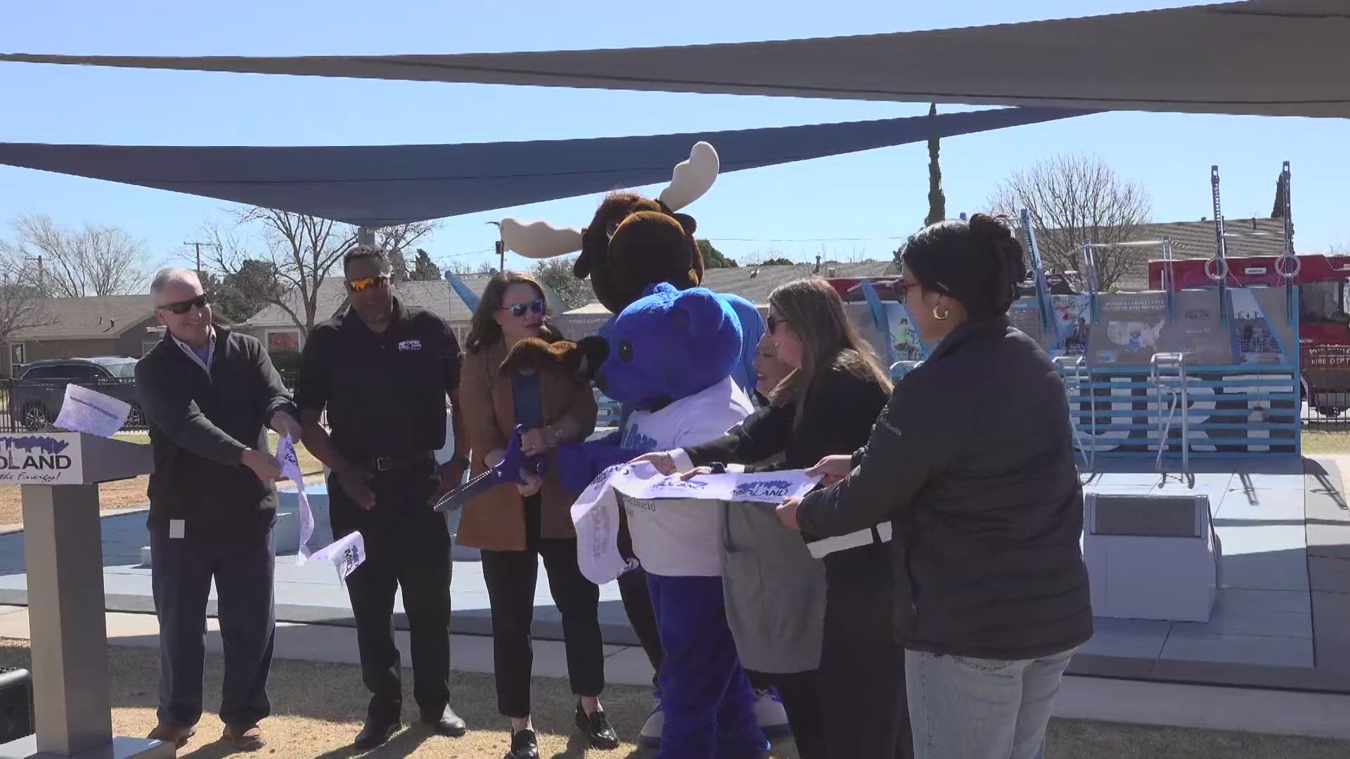 The city is one of 35 campaign partners in Texas to have a fitness court with the help of the Blue Cross Blue Shield.