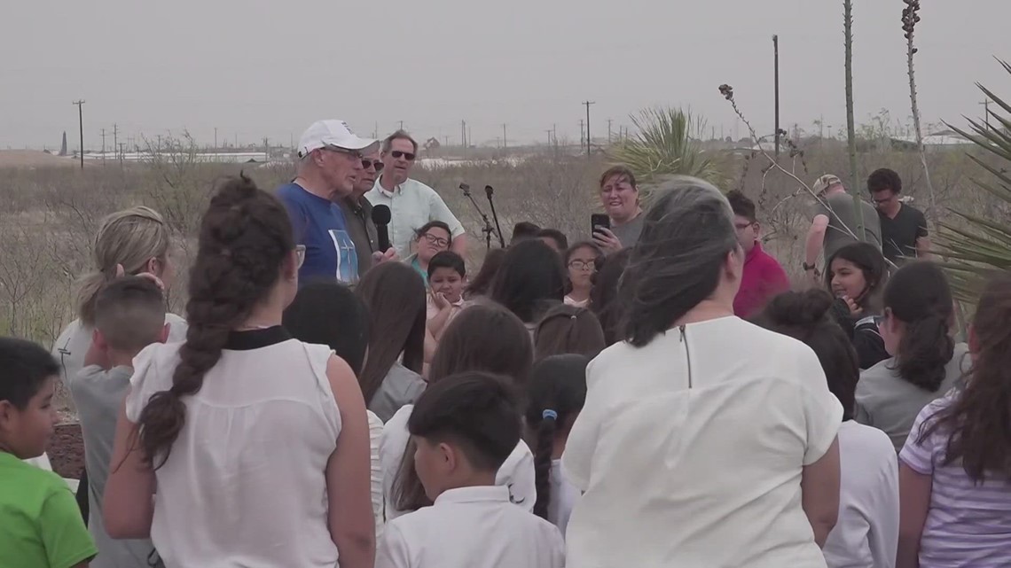 West Texans gather for Easter at the 191 cross - Vimarsana News
