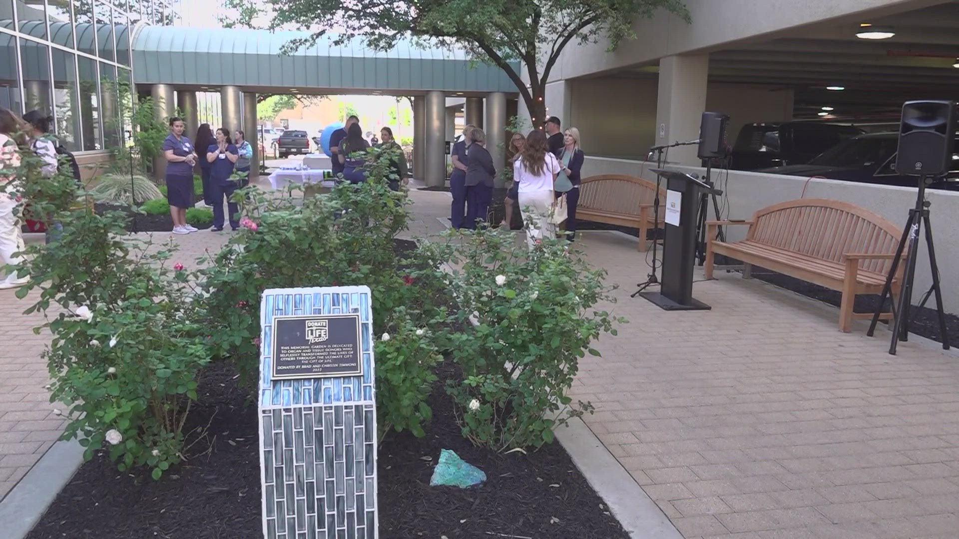 Donors were able to share their stories during the donor memorial service as well as speak on why it was important for them to be an organ donor.