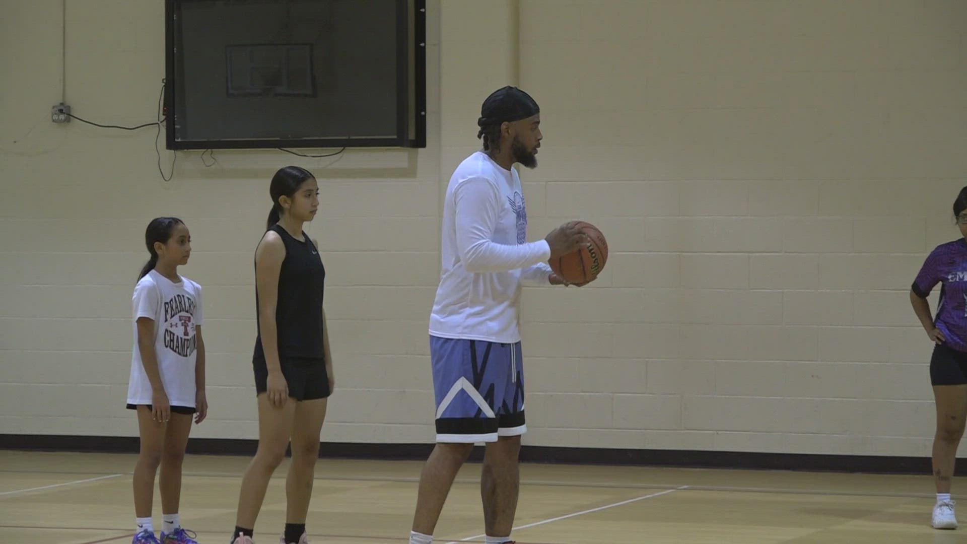 Midland Christian grad Jaythan Jones provides an opportunity for local girls to spend their summer working their basketball skills.