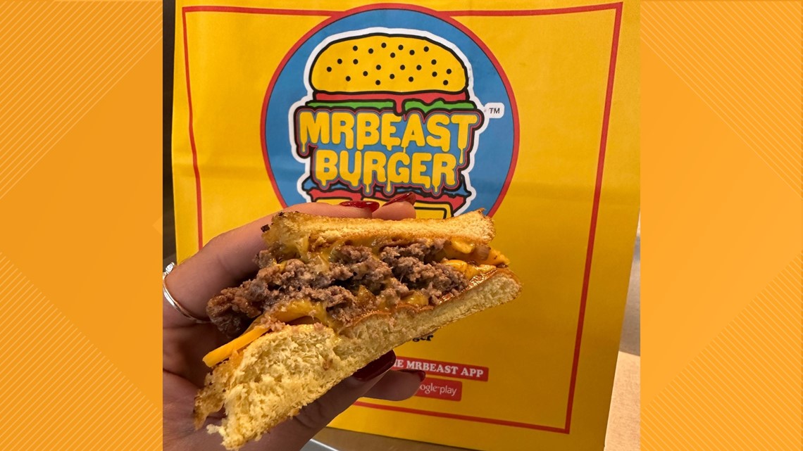 Tried mr beast burger and all of our burgers came like this. I