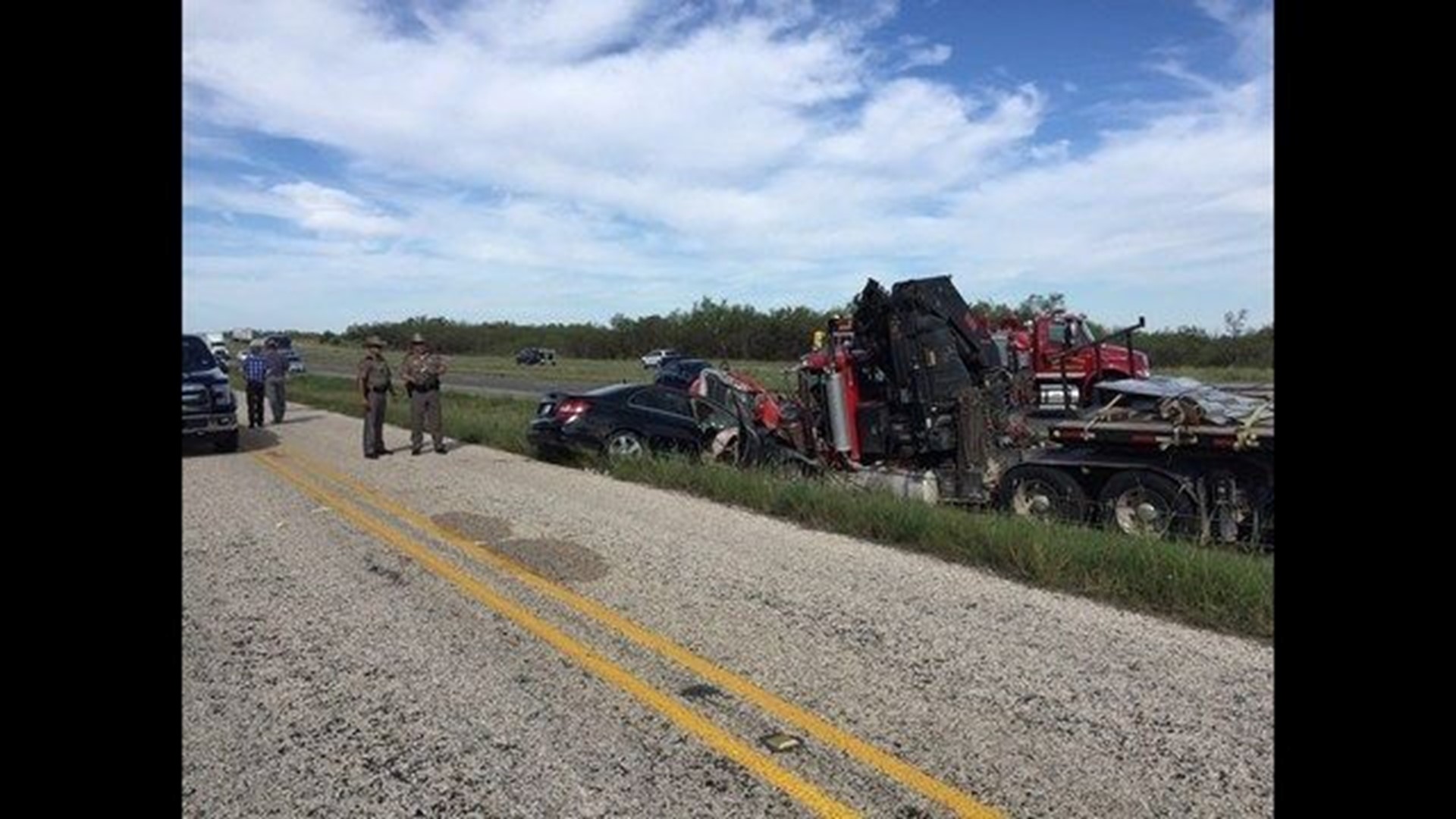 Two Seminole teens killed in 5 vehicle crash near Sweetwater