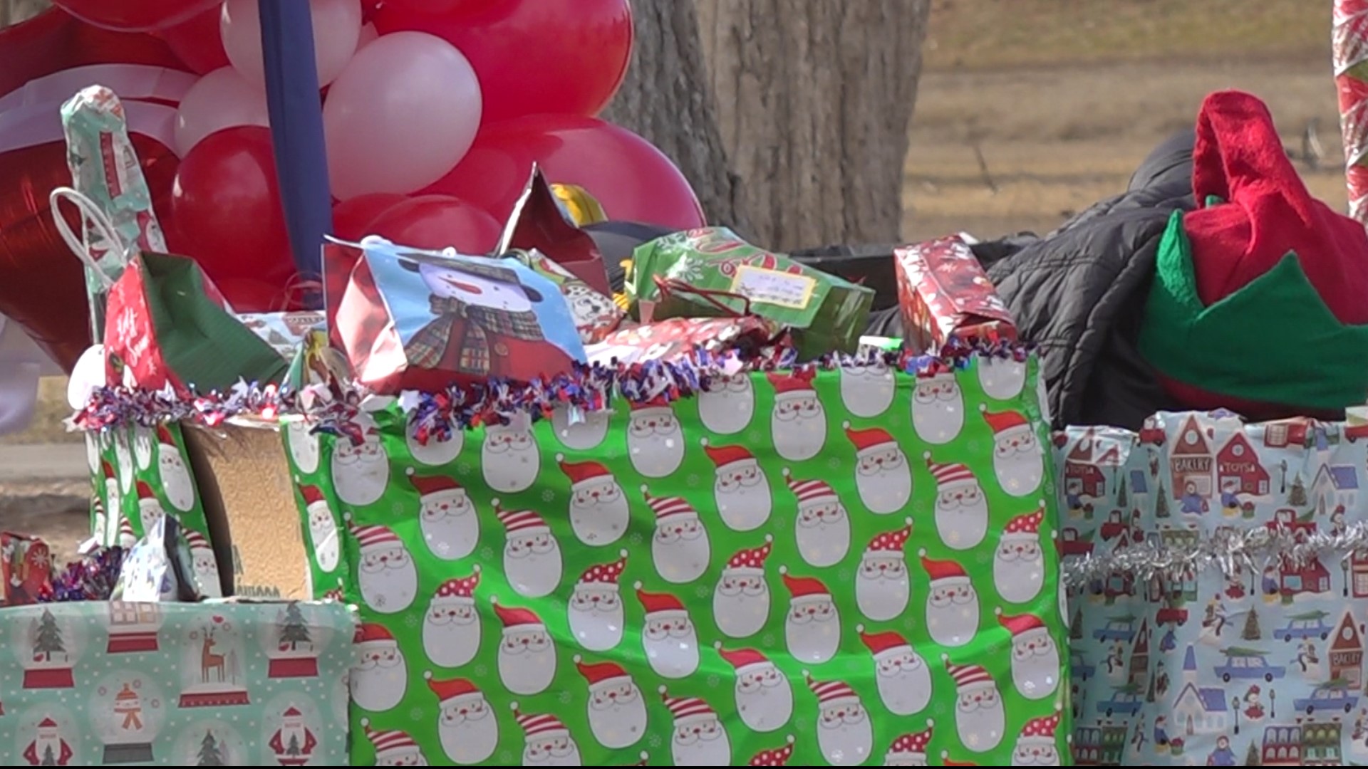 Over 1000 free gifts were given away to people who showed up to San Jacinto park.