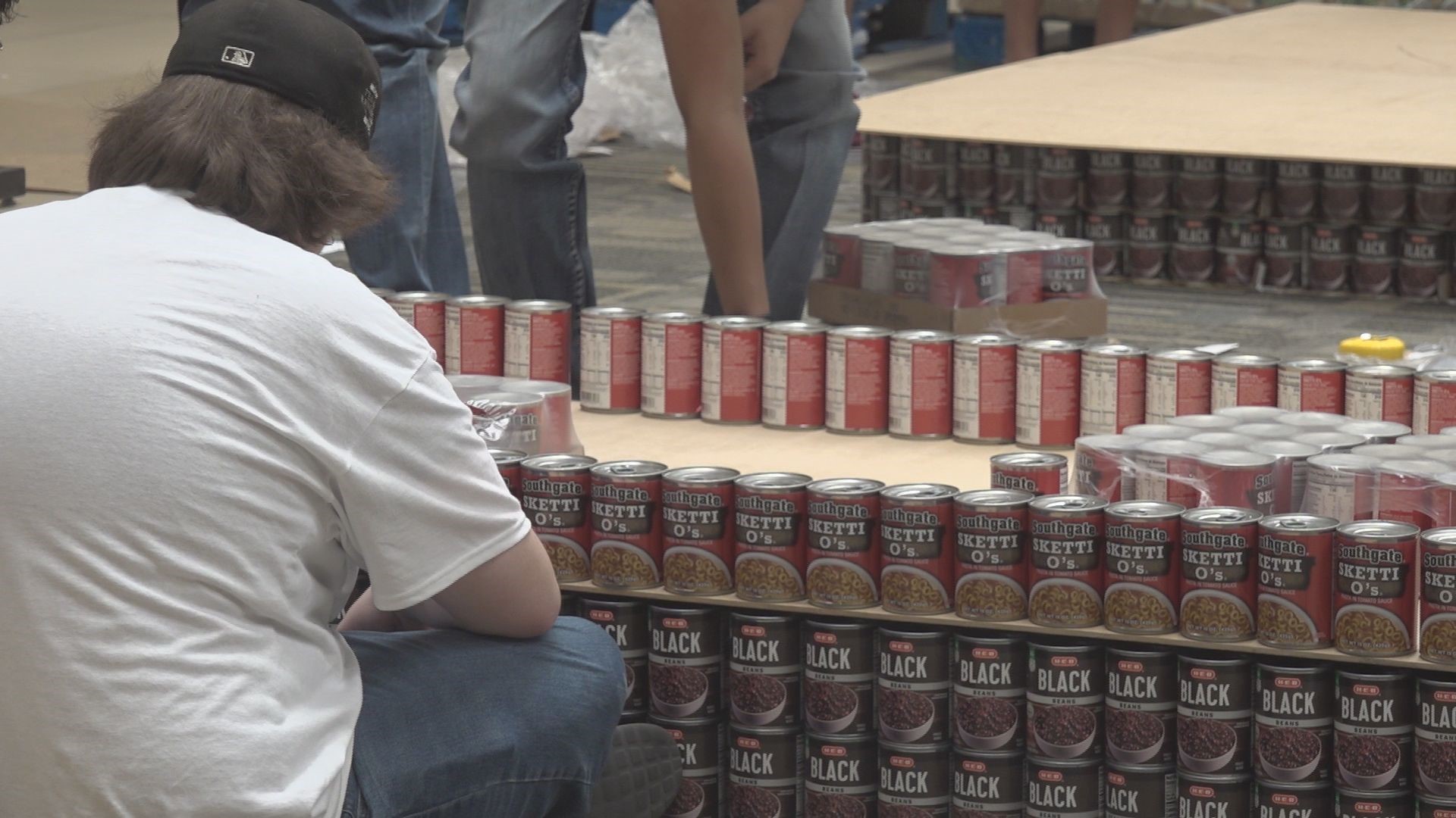 32,000 cans of food donated for West Texas Food Bank sculpture