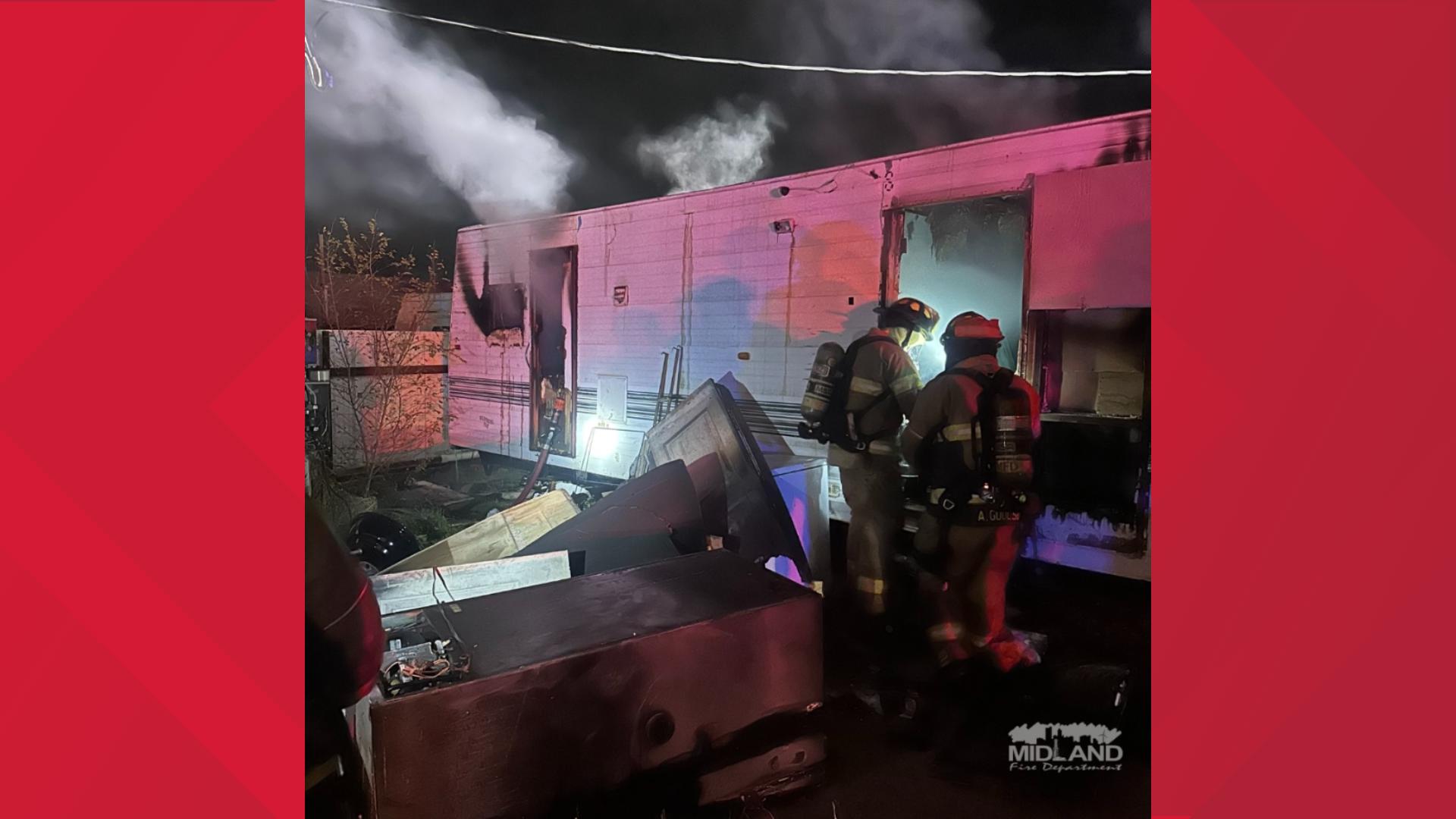 1 displaced after Christmas Day RV fire in south Midland | newswest9.com