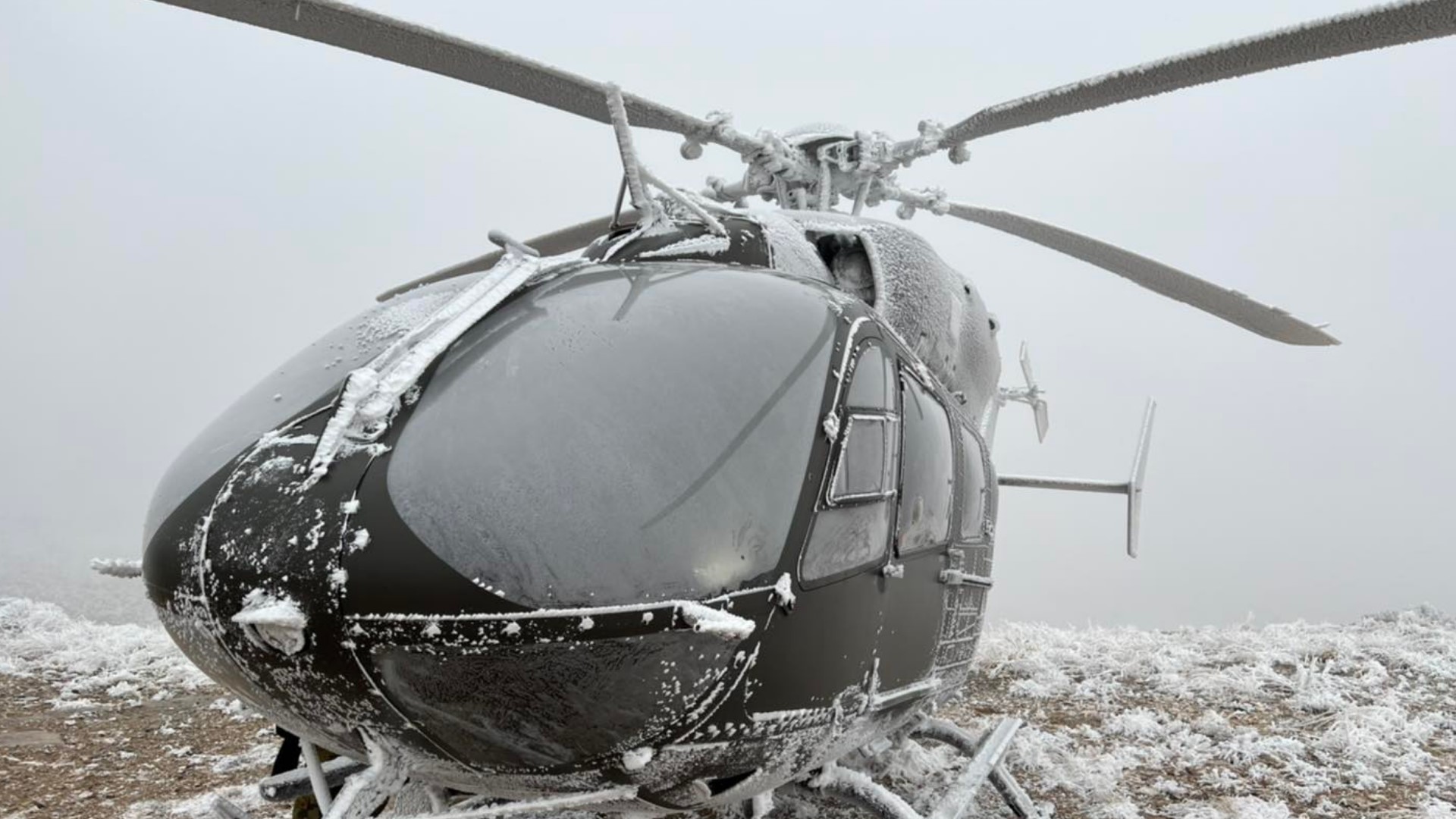 Helicopter Pilot 3 Passengers Located After Emergency Landing Near 