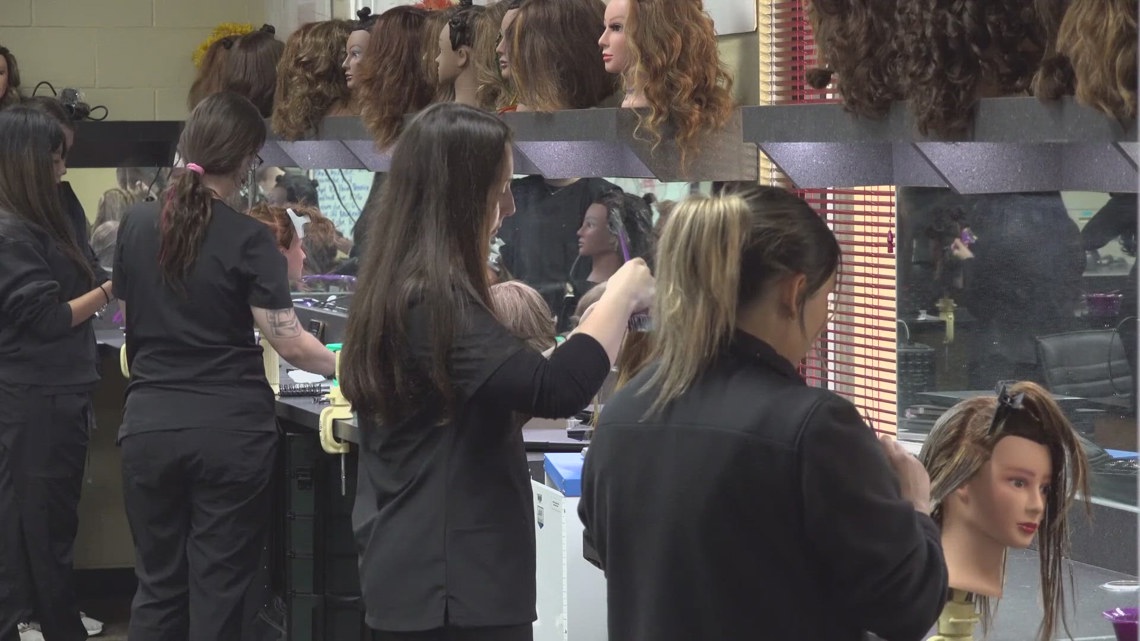 Midland College cosmetology students go pink for breast cancer