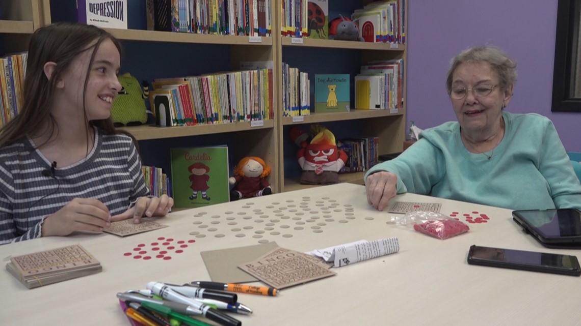 'Creative Wednesdays' at Rays of Hope strengthening the bond between a local grandma and her granddaughter for years - Vimarsana News