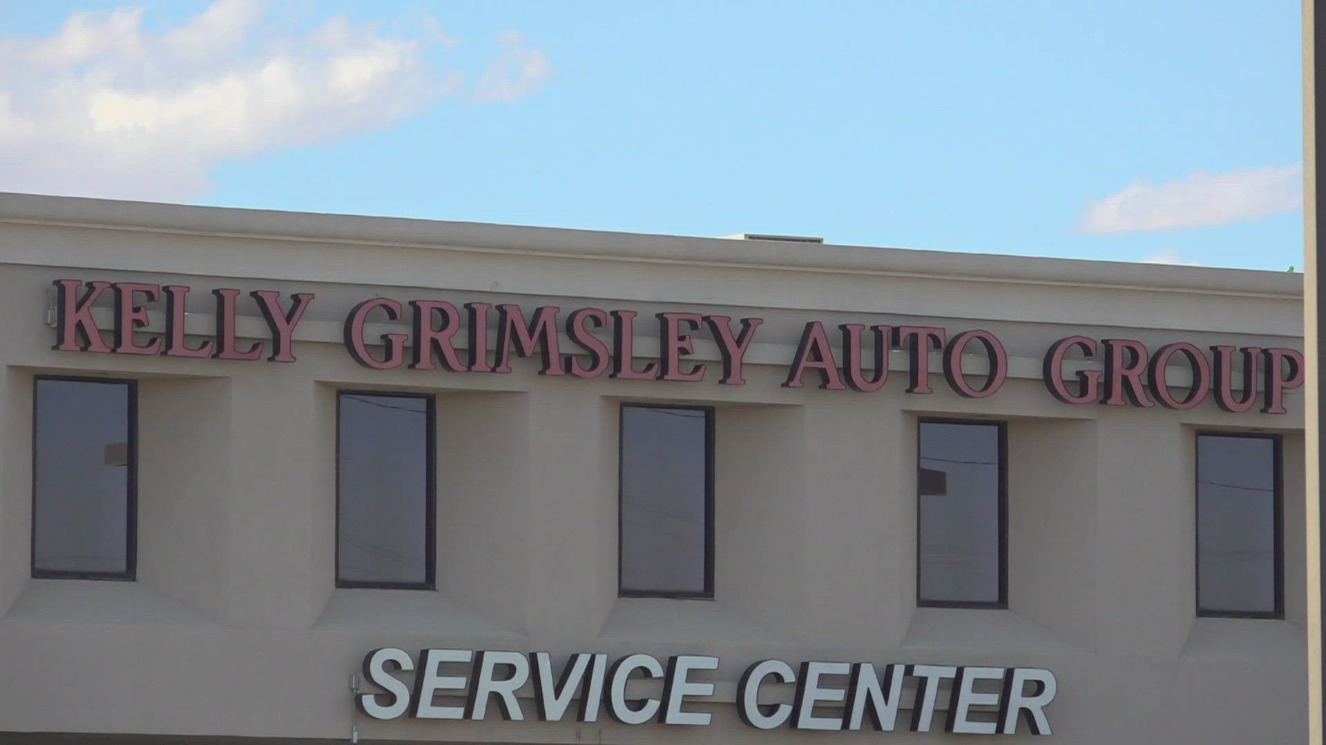 Longtime customers of Kelly Grimsley Auto report unexpected debt and credit score drops after alleged misleading car trades.
