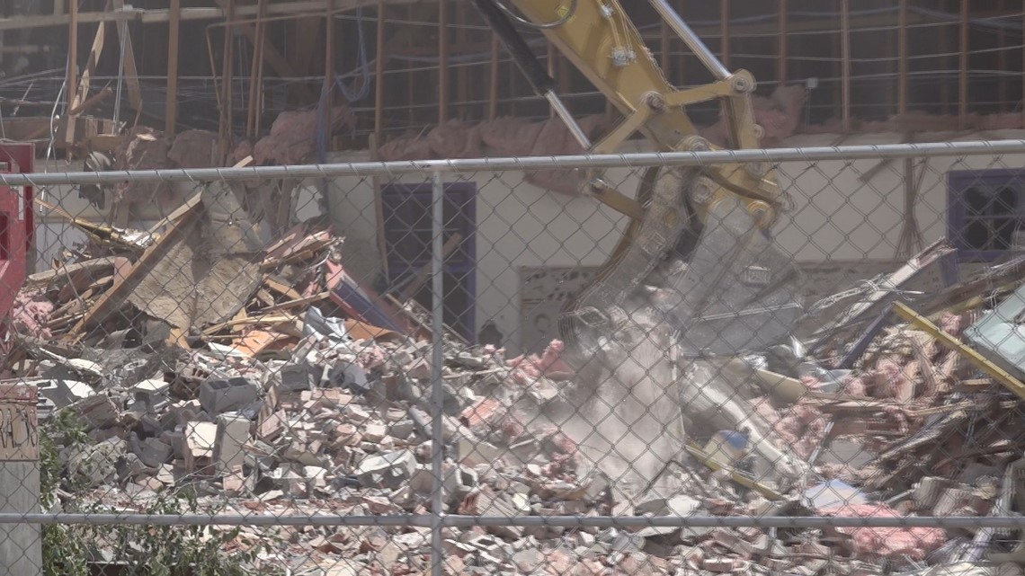 Pecos Elementary finally comes down - Vimarsana News