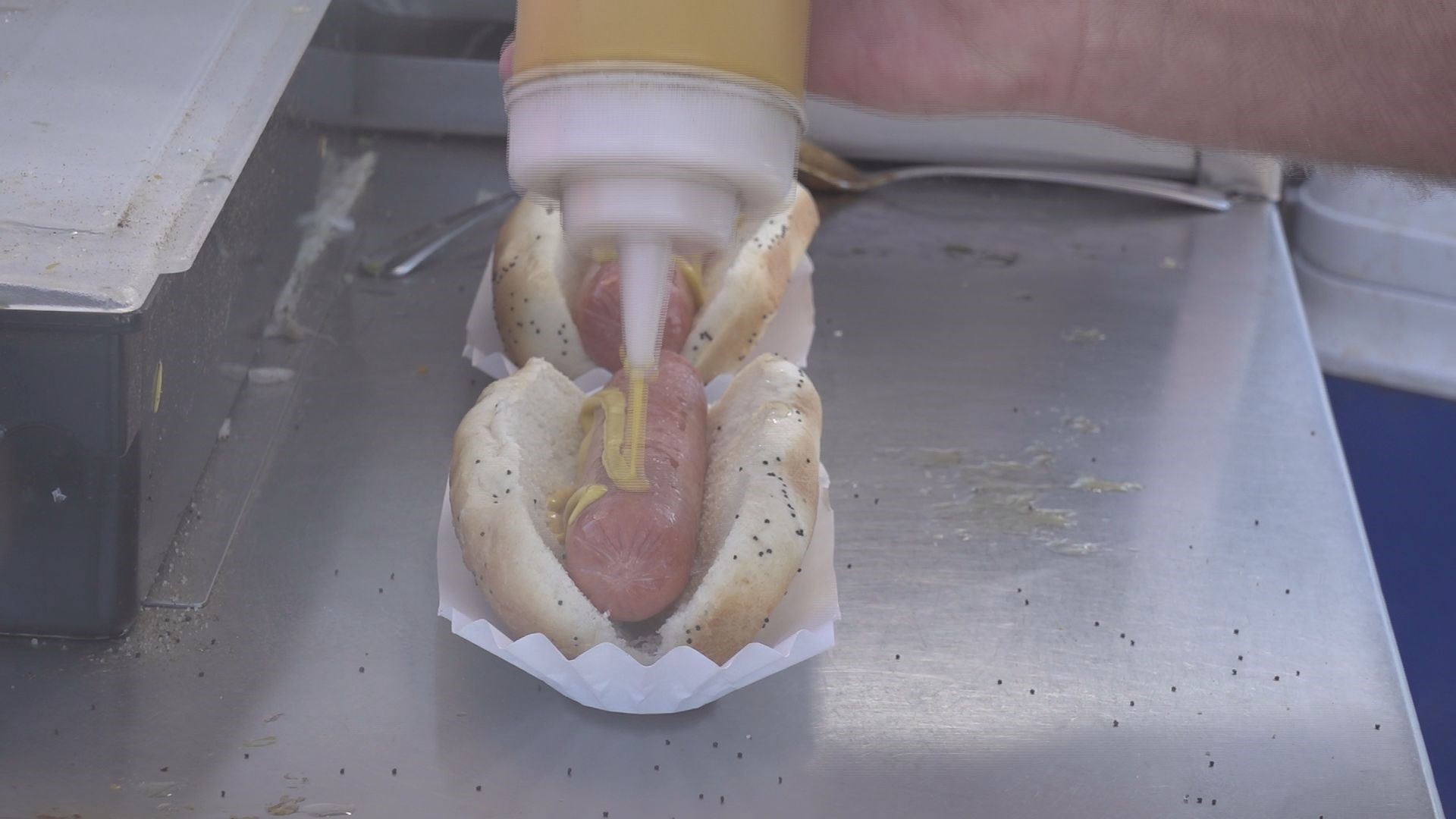 The end of an era, as Brad Logan has sold his last hot dog.