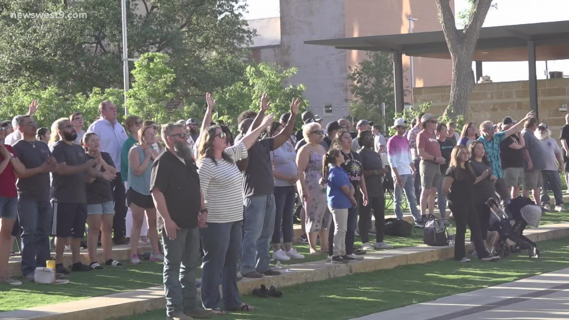Community members to honor National Day of Prayer in downtown Midland