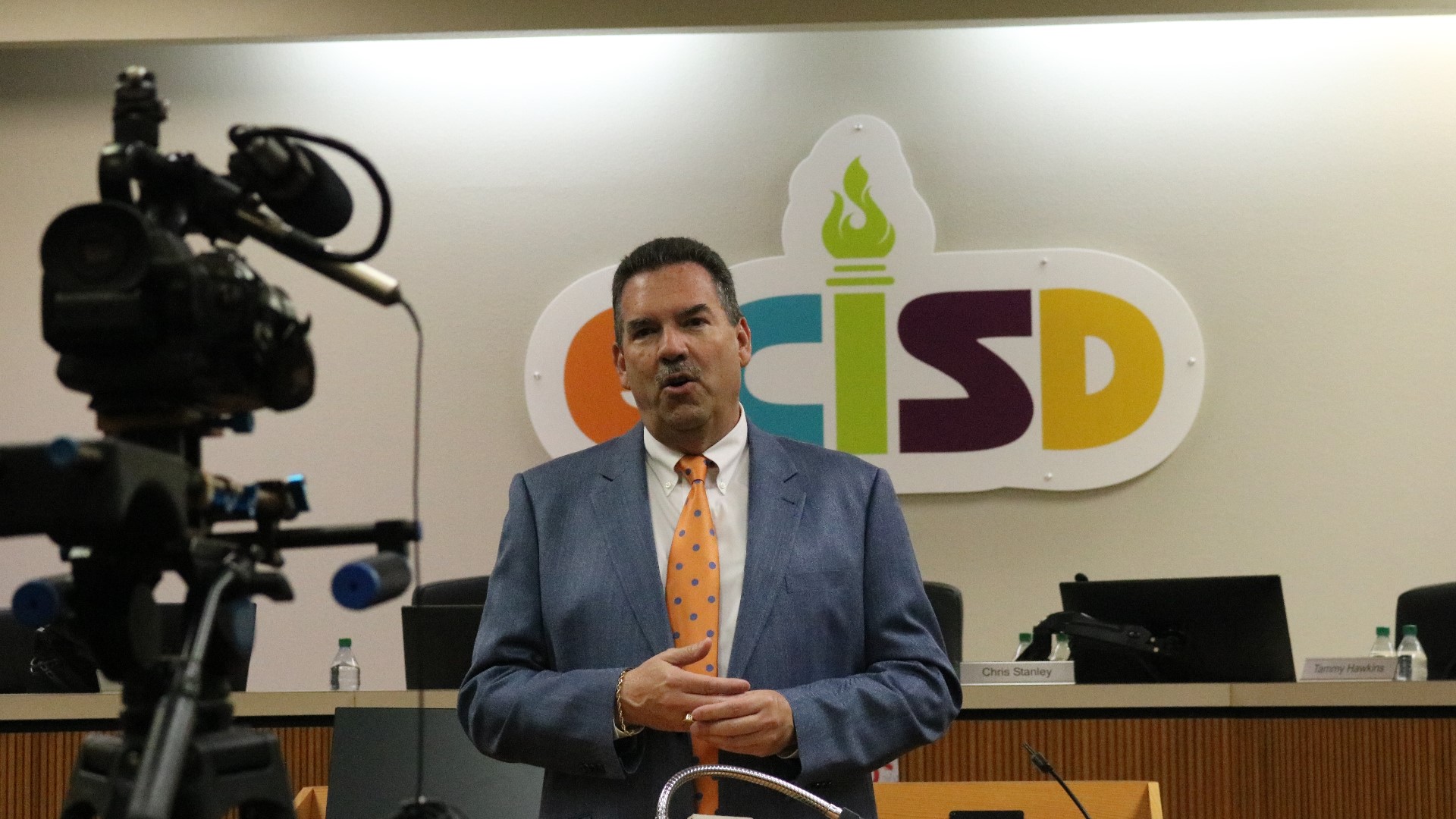 The new federal grant comes from the Teacher and School Leader Incentive Program at ECISD.