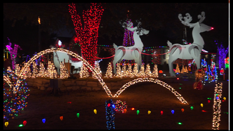 Very Merry Christmas Midland Tx 2022 Massive Christmas Display Shines Light On Jubilee Center | Newswest9.Com