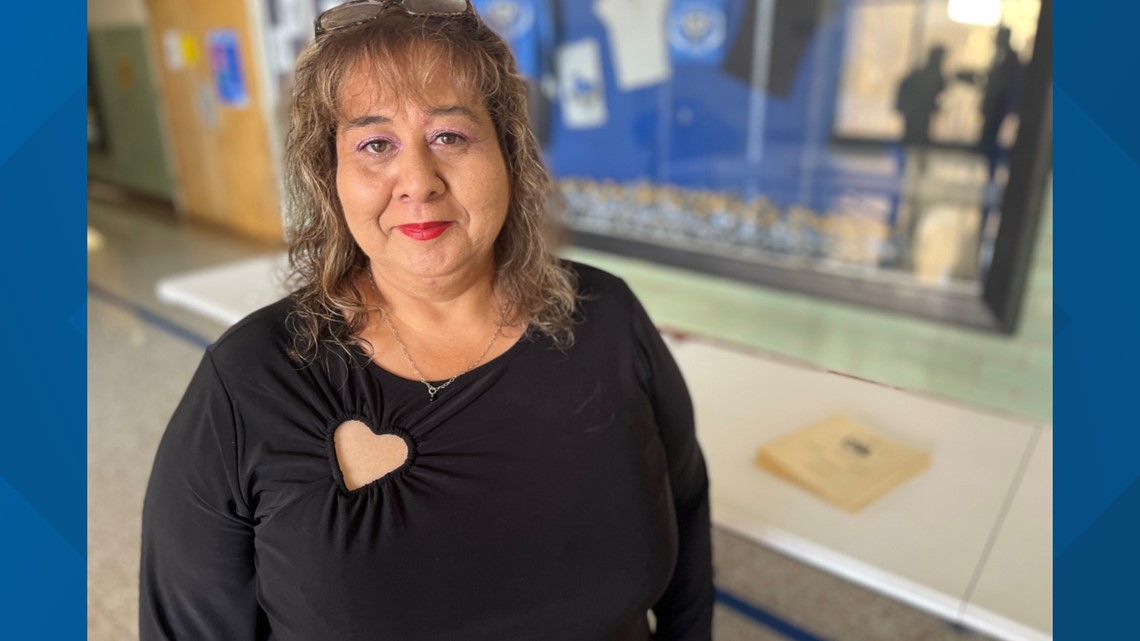Bonham Middle School Assistant Principal earns Region 18 AP of the year award - Vimarsana News