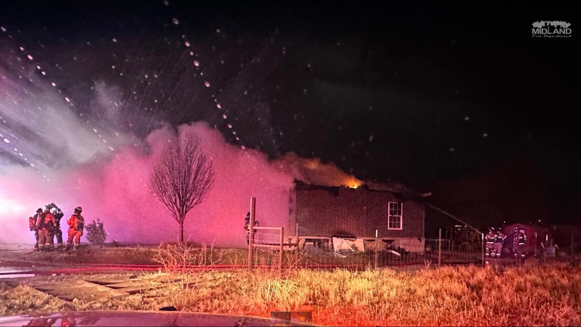 MFD rescues baby caught in mobile home fire | newswest9.com