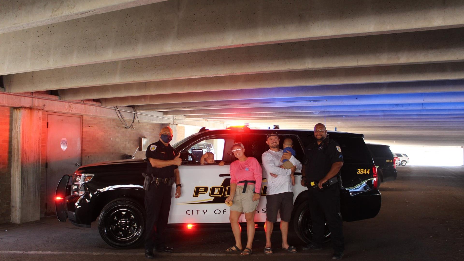 4 year old takes tour of Odessa Police Department