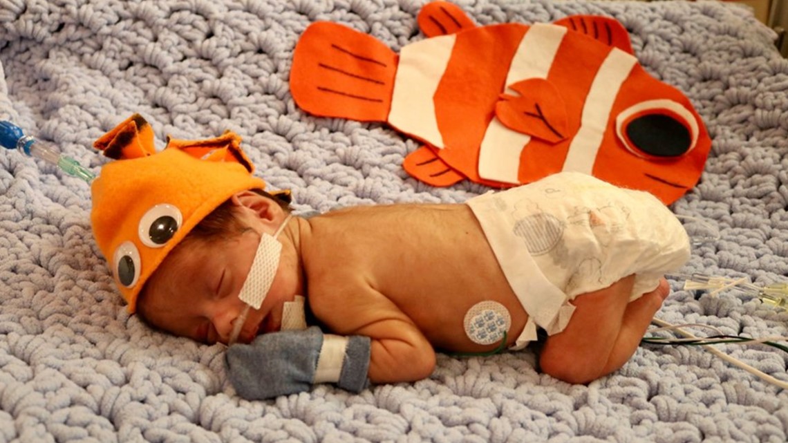 Baby store clownfish costume