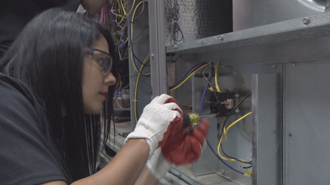 Skillpoint Alliance Permian Basin holds graduation ceremony for first HVAC class - Vimarsana News