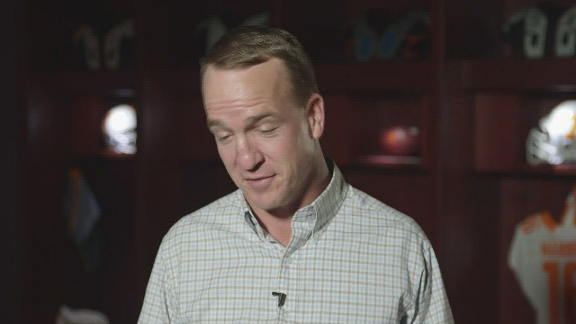 Peyton Manning is back in Knoxville for the Tennessee-Georgia game. He ate lunch Friday at the Copper Celler on Cumberland Ave with his dad, Archie and Coach Phillip Fulmer. It's the same spot where he ate on his first visit to UT.