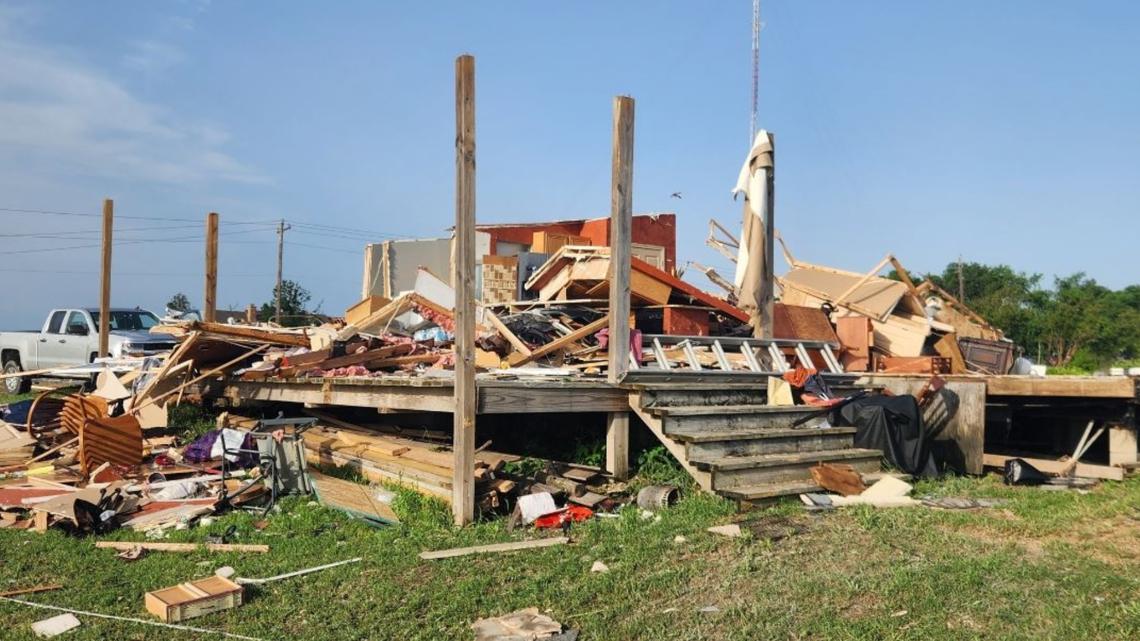 Tornado reported in Texas Saturday: Cook County deaths confirmed - Vimarsana News