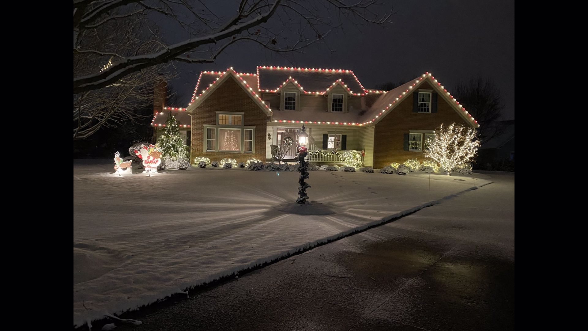 Christmas displays in Northeast Ohio: Show off your decorations